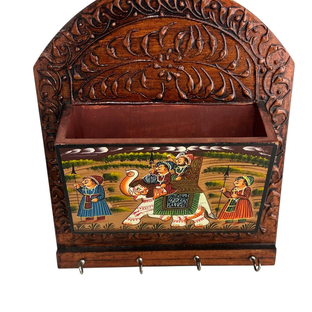 Wooden Carved Hand Painted Mudhal India King On Elephant  Wall Key Holder